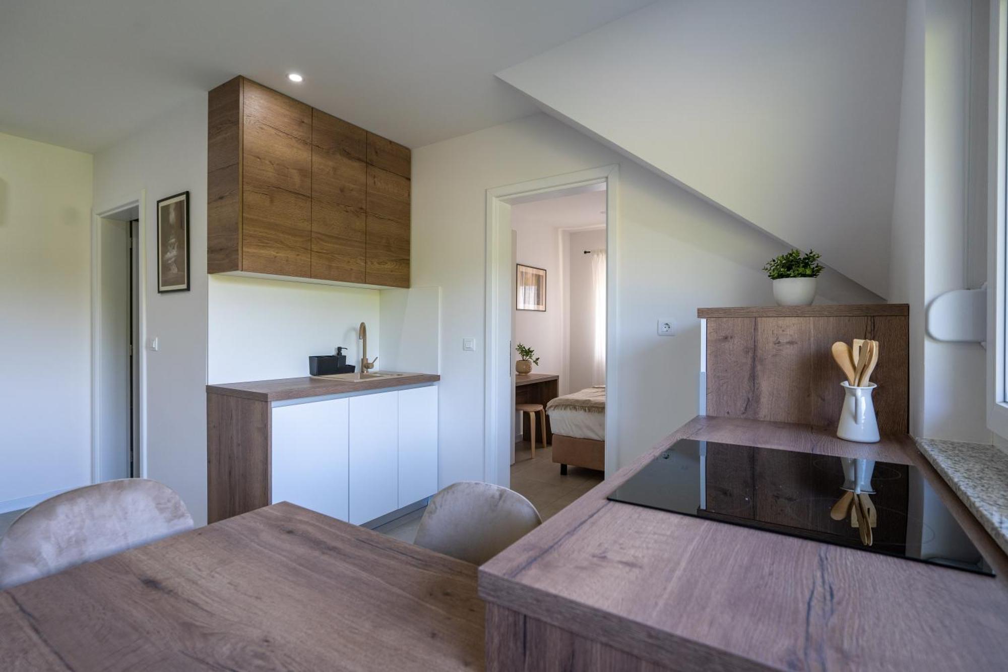סלוניי Apartments & Room Forest חדר תמונה