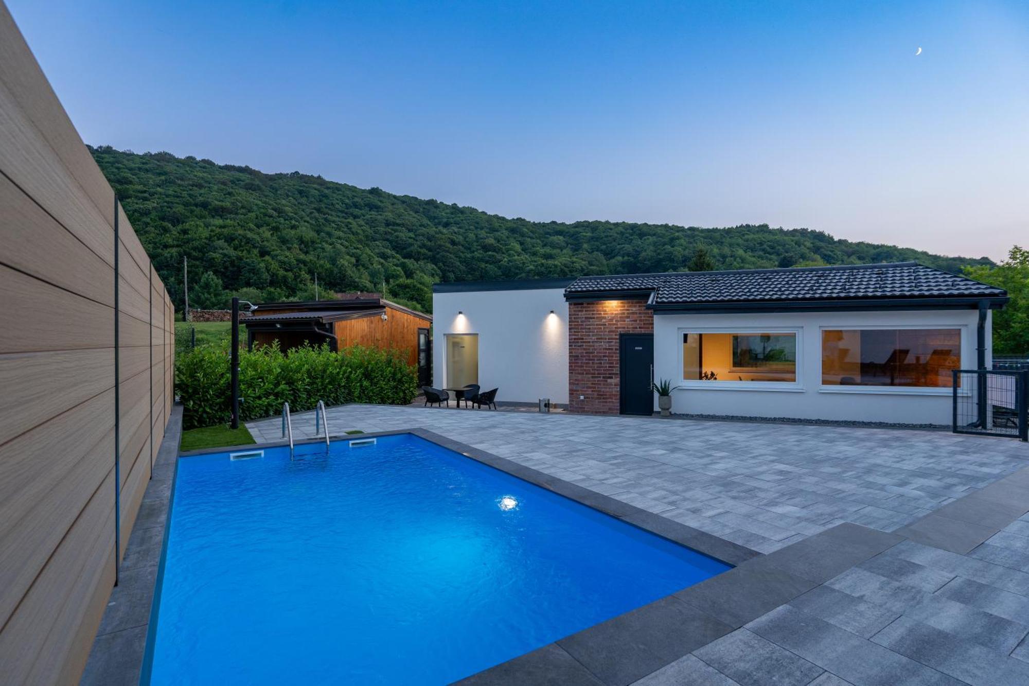 סלוניי Apartments & Room Forest מראה חיצוני תמונה
